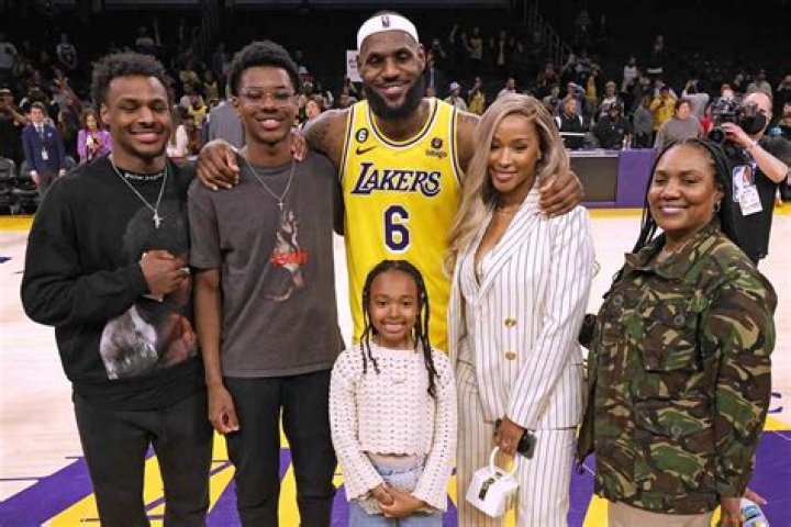 Alex Antetokounmpo Bio, Wiki, Age, Height, Family, Basketballer and Net Worth