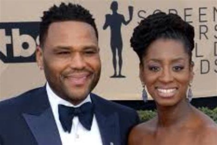Alvina Stewart Biography, Age, Height, Family, Husband and Net Worth