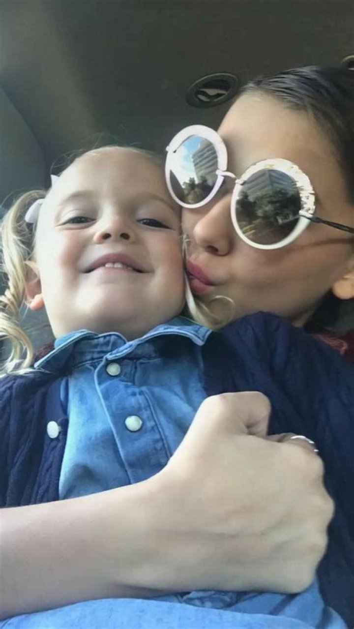 Ava Brown Biography, Age, Family, Millie Bobby Brown’s Sister