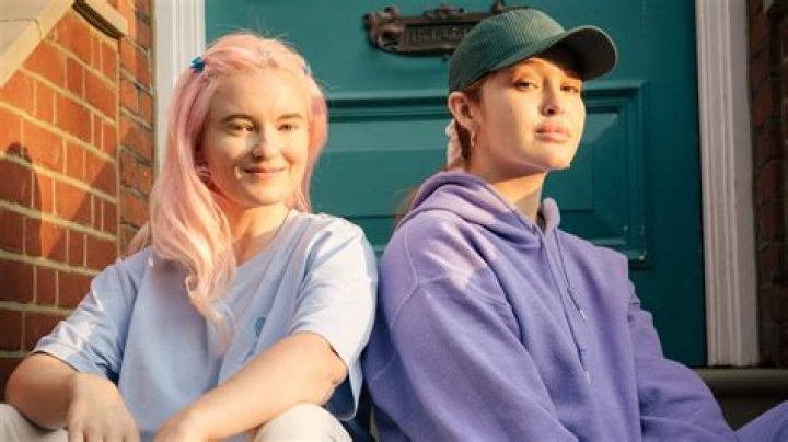Elley Duhé- Wiki, Age, Boyfriend, Ethnicity, Net Worth, Height, Career