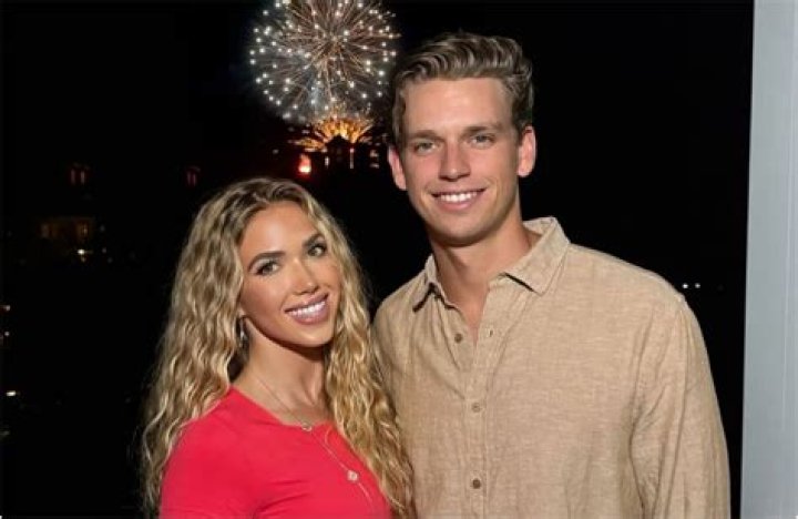 Gracie Hunt Husband, Boyfriend, Net Worth, Age, Birthday, Wiki
