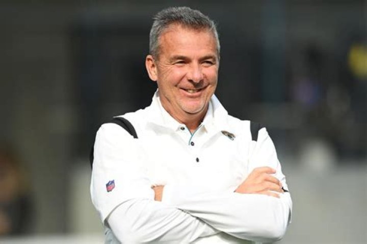 Interesting Facts About Urban Meyer – His Affair Rumours, Wife and Kids