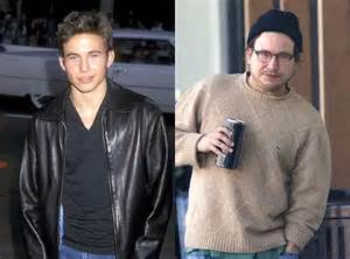 Jonathan Taylor Thomas: dating, net worth, tattoos, smoking & body facts