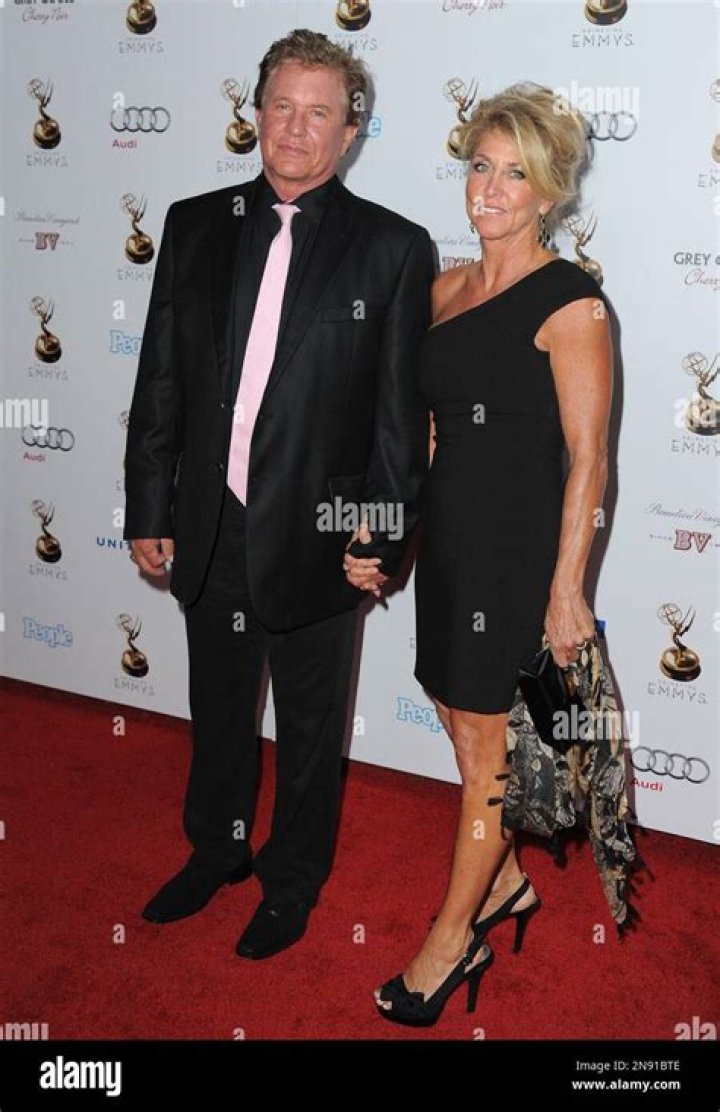 Lois Bergeron (Tom Bergeron Wife) Wiki, Biography, Age, Height, Weight, Husband, Children, Net, Worth