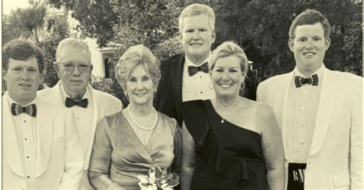 Obituary: Who Are Mallory Beach Parents? Father Phillip Beach & Mother