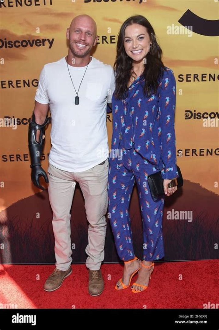 Paul De Gelder Wife Girlfriend Age & Wiki: Did He Lose His Arm & Leg?