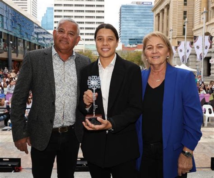 Sam Kerr Parents: Who Are Roger Kerr & Roxanne Kerr? Ethnicity – Indigenous Heritage