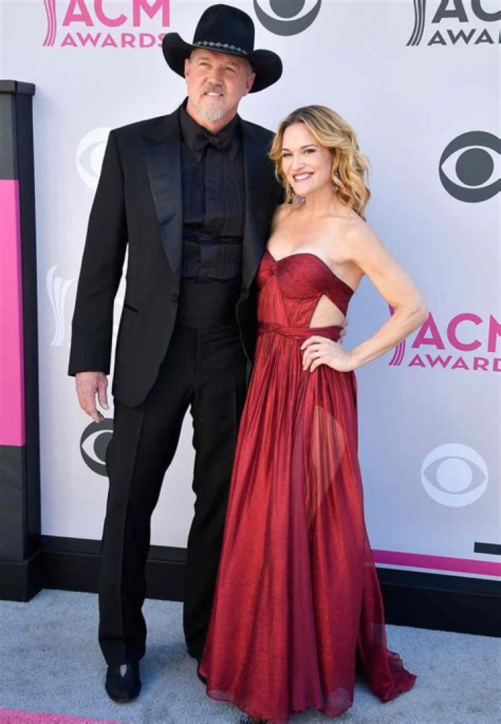 Trace Adkins Wiki, Biography: Wife, Divorce, Children, Family, Height, Net Worth, Songs, Movies
