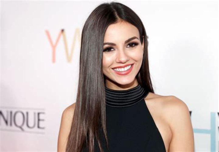 Victoria Justice Net Worth: How Much She Makes From Movies And TV Shows