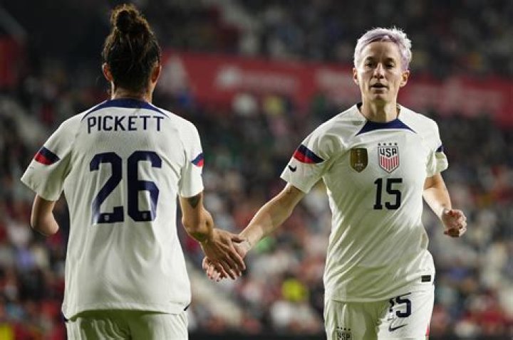Who Is Kenny Pickett Girlfriend Ellie Martel? More On American Football Quarterbacks Parents