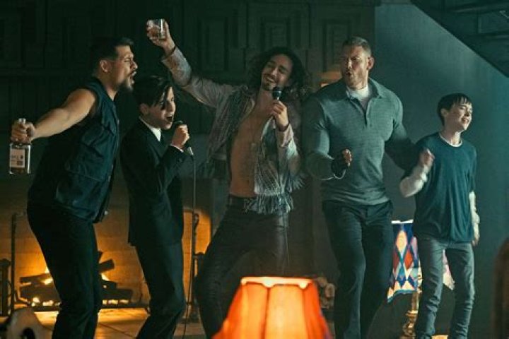 Who Is Olivia Mullins From Tampa Baes? Everything To Know About The Bartender